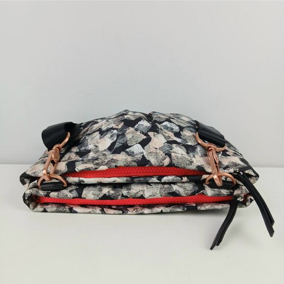 Lululemon Hip To Be Free Polyester Bag In Mystic Jungle Crossbody Or Waist Bag - Picture 5 of 10